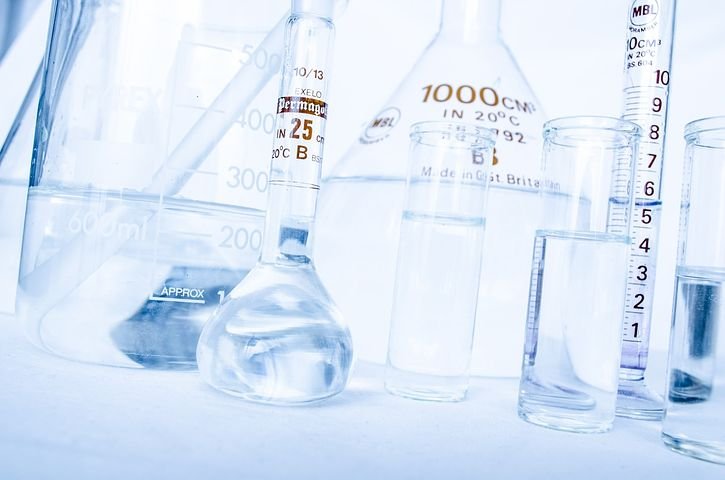 Chemie (c) Pixabay