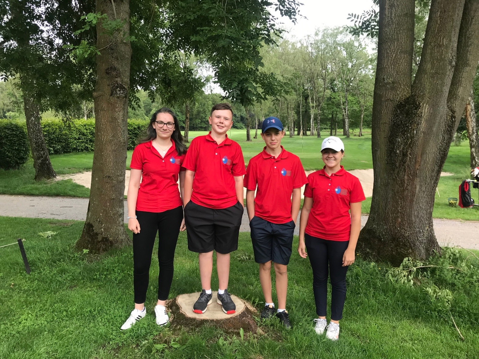 Suitbertus-Golfteam bei Jugend trainiert für Olympia